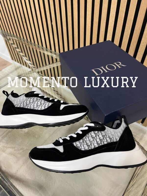 Dior B25 Suede sneaker Black/White