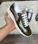 Prada cups glans groen