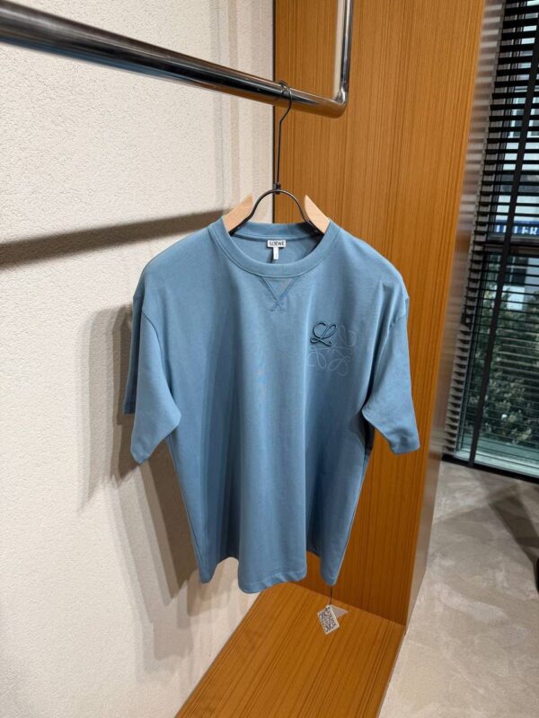 Loewe T-shirt lichtblauw SS26 logo