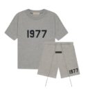 Fear of God Essentials 1977 Dark Oatmeal Zomer