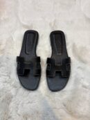 Hermes Oran Zwart