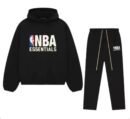 Fear of God Essentials NBA zwart/witte letters