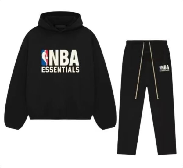Fear of God Essentials NBA zwart/witte letters