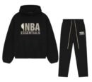 Fear of God Essentials NBA zwart grijze letters