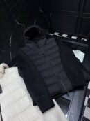 Moncler Jas Stofmouw Zwart met capuchon