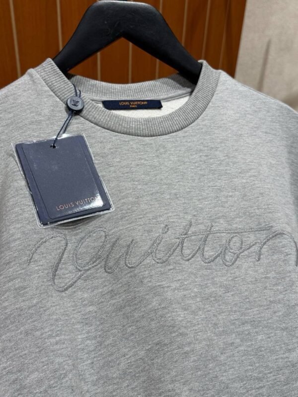 Louis Vuitton sweater grijs